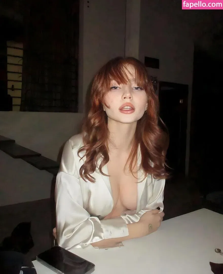 Renata Ri / renata_ri / ri.www / riwww Onlyfans Photo Gallery 