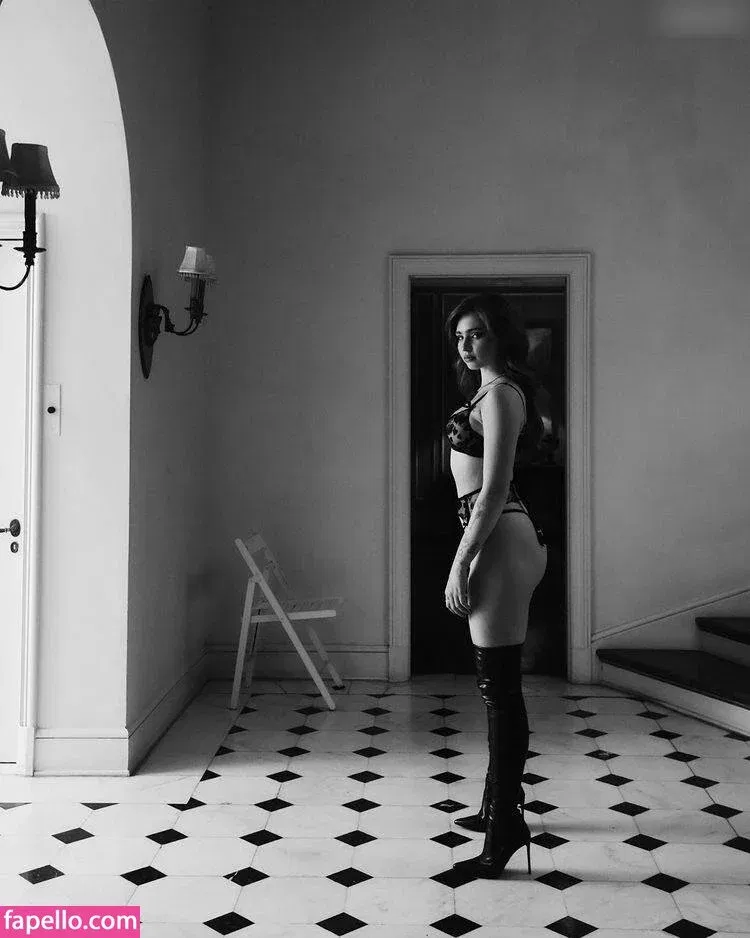 Renata Ri / renata_ri / ri.www / riwww Onlyfans Photo Gallery 