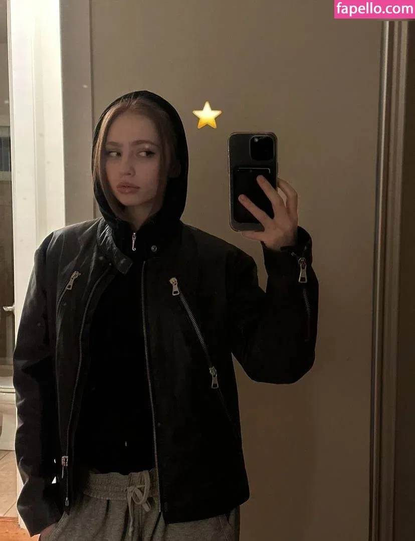 Renata Ri / renata_ri / ri.www / riwww Onlyfans Photo Gallery 