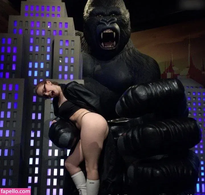 Renata Ri / renata_ri / ri.www / riwww Onlyfans Photo Gallery 