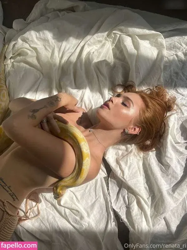 Renata Ri / renata_ri / ri.www / riwww Onlyfans Photo Gallery 