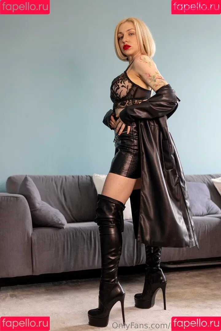 katya_superb / katyasuperb Onlyfans Photo Gallery 