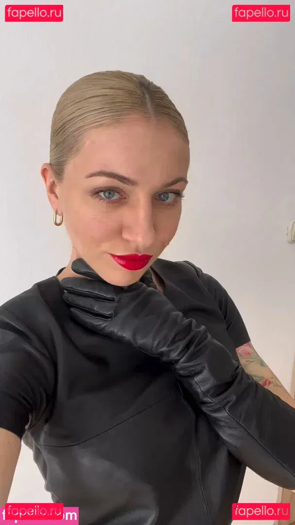 katya_superb / katyasuperb Onlyfans Photo Gallery 