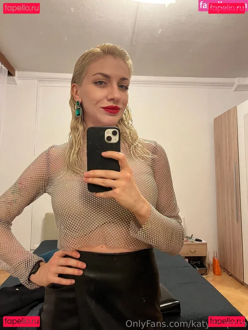 katya_superb / katyasuperb Onlyfans Photo Gallery 