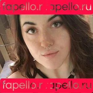 formerly bigtiddygothwifeaa / newmoonrave / ravenlylith Onlyfans Photo Gallery 