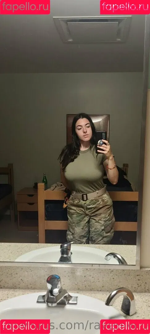 formerly bigtiddygothwifeaa / newmoonrave / ravenlylith Onlyfans Photo Gallery 