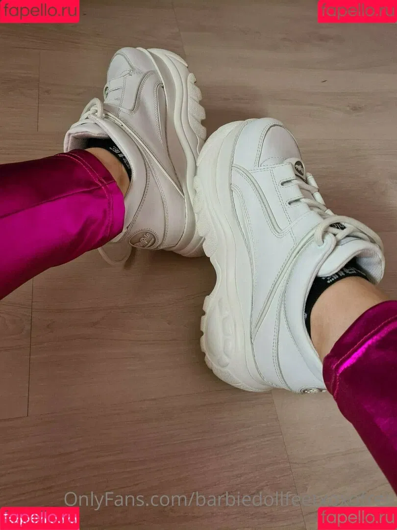 barbiedollfeetxoxofree / xblackdoll Onlyfans Photo Gallery 