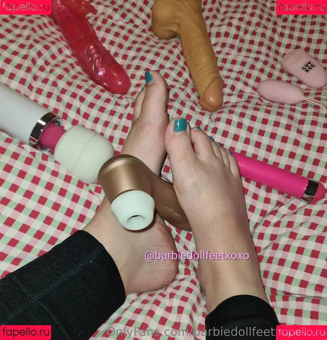 barbiedollfeetxoxofree / xblackdoll Onlyfans Photo Gallery 