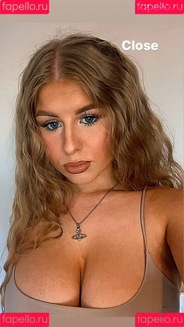 Isabelle Rose / hellsbelsrose / isabellrrose Onlyfans Photo Gallery 