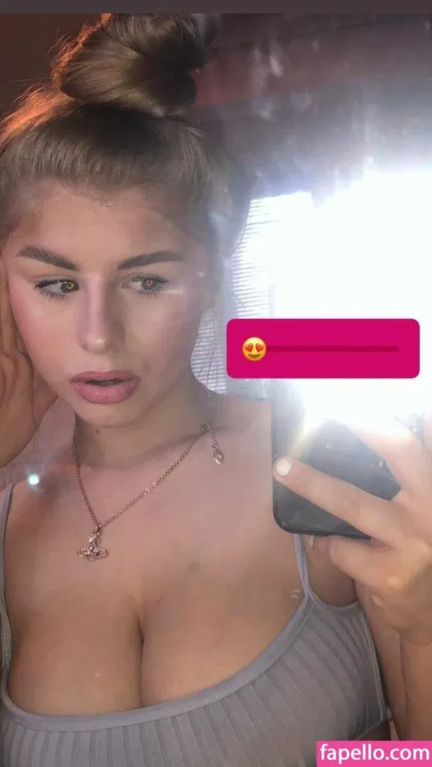 Isabelle Rose / hellsbelsrose / isabellrrose Onlyfans Photo Gallery 