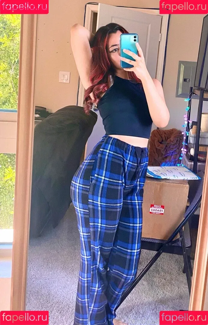Denims / DenimsTV / theodorethickdick Onlyfans Photo Gallery 
