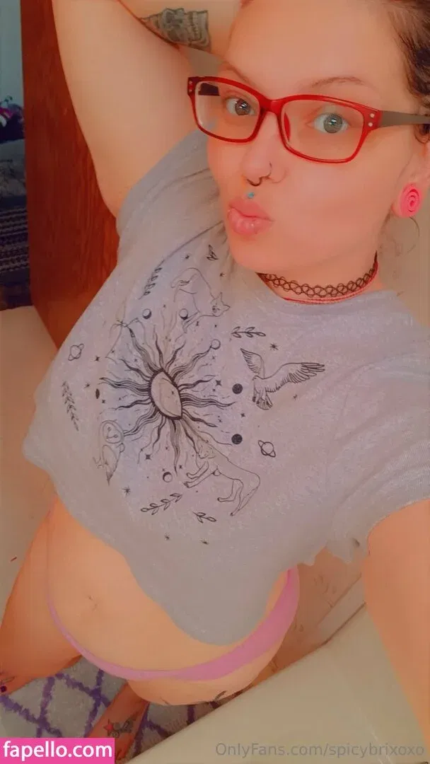 spicybrixoxo Onlyfans Photo Gallery 