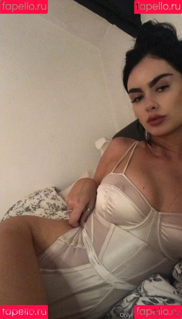 Megan Tayo / megantayo / megantayo_ / megtayo Onlyfans Photo Gallery 