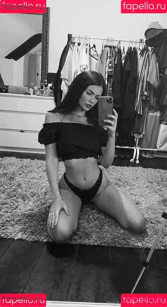 Megan Tayo / megantayo / megantayo_ / megtayo Onlyfans Photo Gallery 