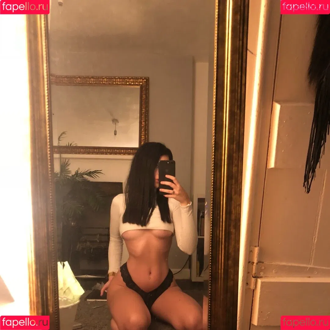 Megan Tayo / megantayo / megantayo_ / megtayo Onlyfans Photo Gallery 