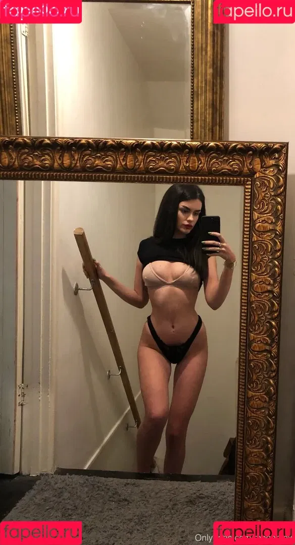 Megan Tayo / megantayo / megantayo_ / megtayo Onlyfans Photo Gallery 
