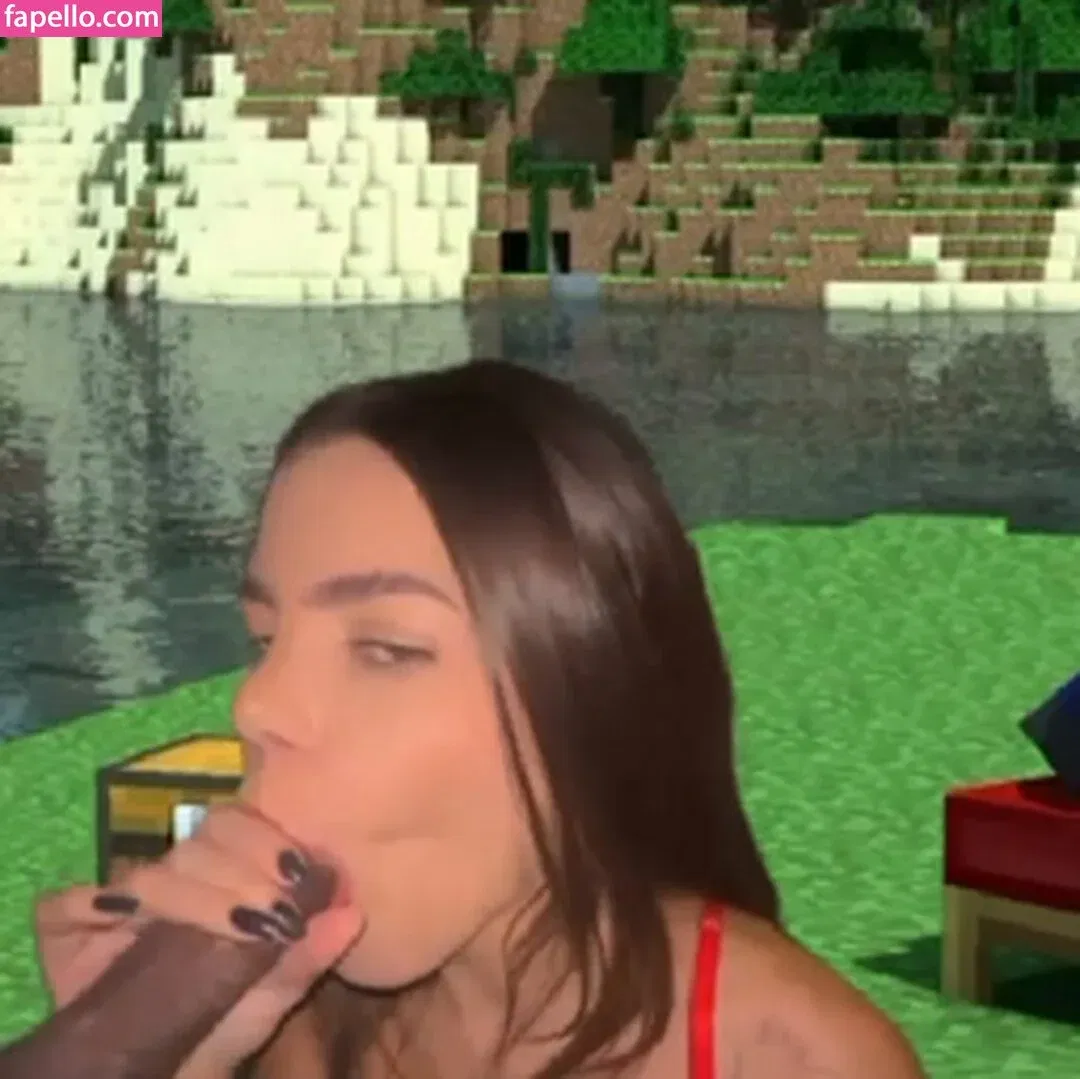 Grazi Mourão / grazimourao Onlyfans Photo Gallery 