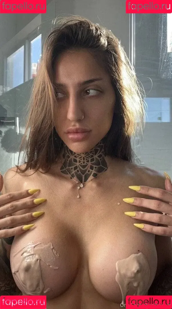 Bakhar Nabieva / bakhar / bakharnabieva / Бахар Набиева Onlyfans Photo Gallery 