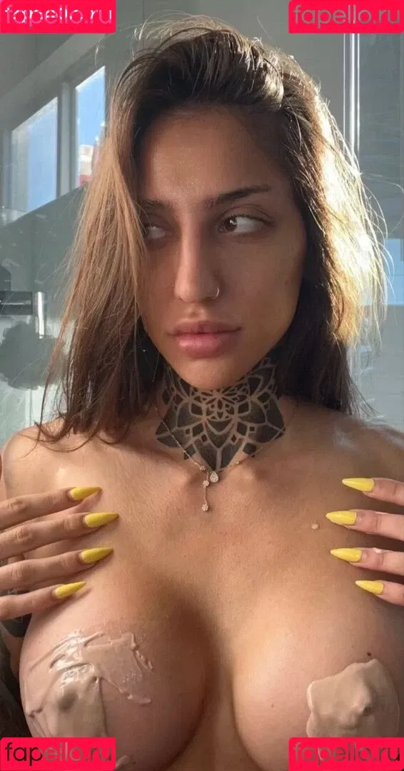Bakhar Nabieva / bakhar / bakharnabieva / Бахар Набиева Onlyfans Photo Gallery 