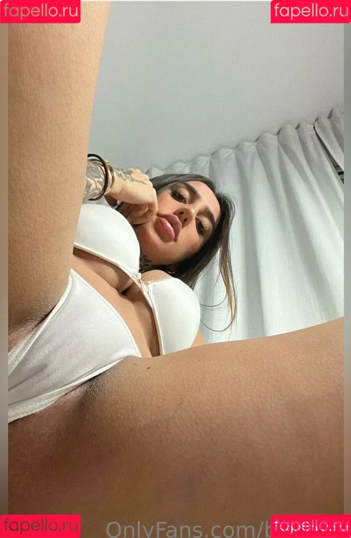 Bakhar Nabieva / bakhar / bakharnabieva / Бахар Набиева Onlyfans Photo Gallery 