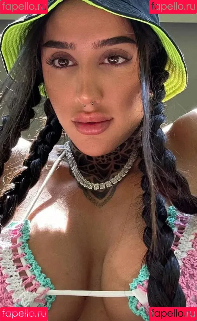 Bakhar Nabieva / bakhar / bakharnabieva / Бахар Набиева Onlyfans Photo Gallery 