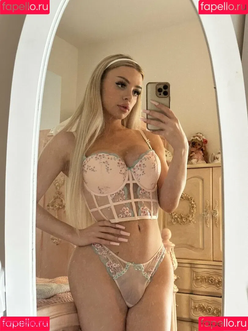 Angellica Good / Angellicagood / tsangellica Onlyfans Photo Gallery 