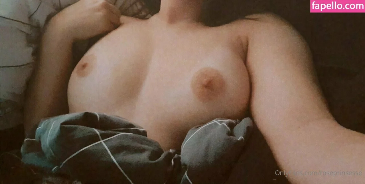 _roseprincess_05 / roseprinsesse Onlyfans Photo Gallery 