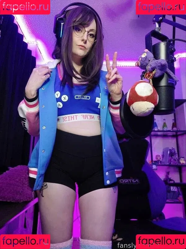 Munaeris / https: Onlyfans Photo Gallery 