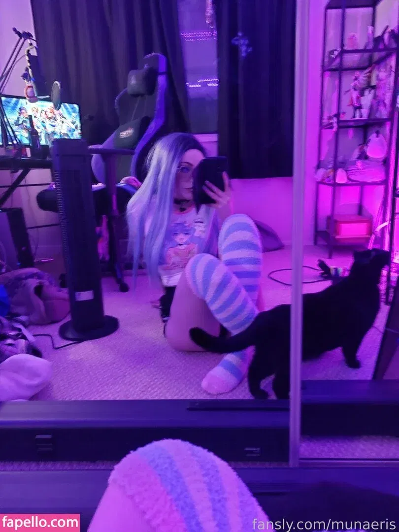 Munaeris / https: Onlyfans Photo Gallery 