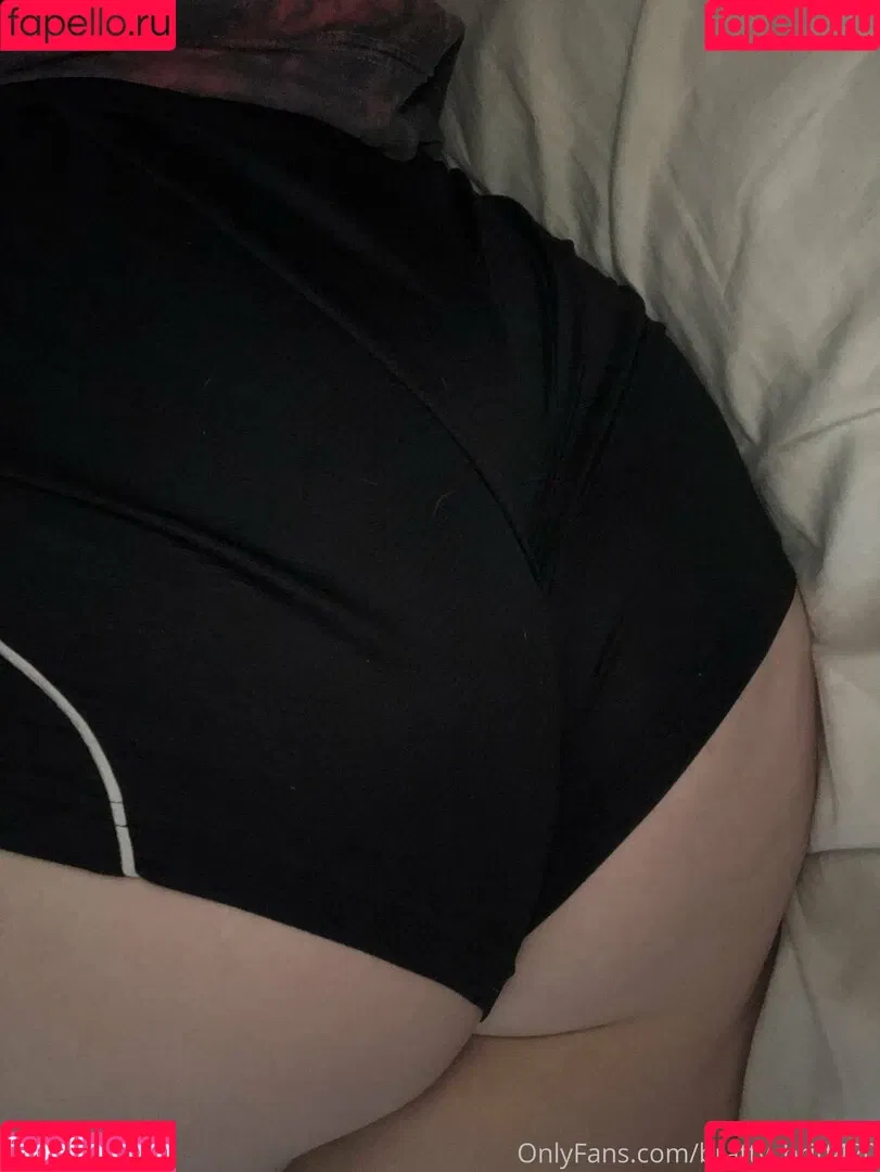 bratty_britt420 / brattybritt420 Onlyfans Photo Gallery 