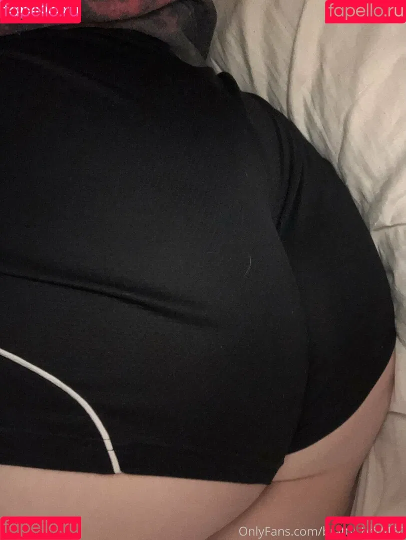 bratty_britt420 / brattybritt420 Onlyfans Photo Gallery 