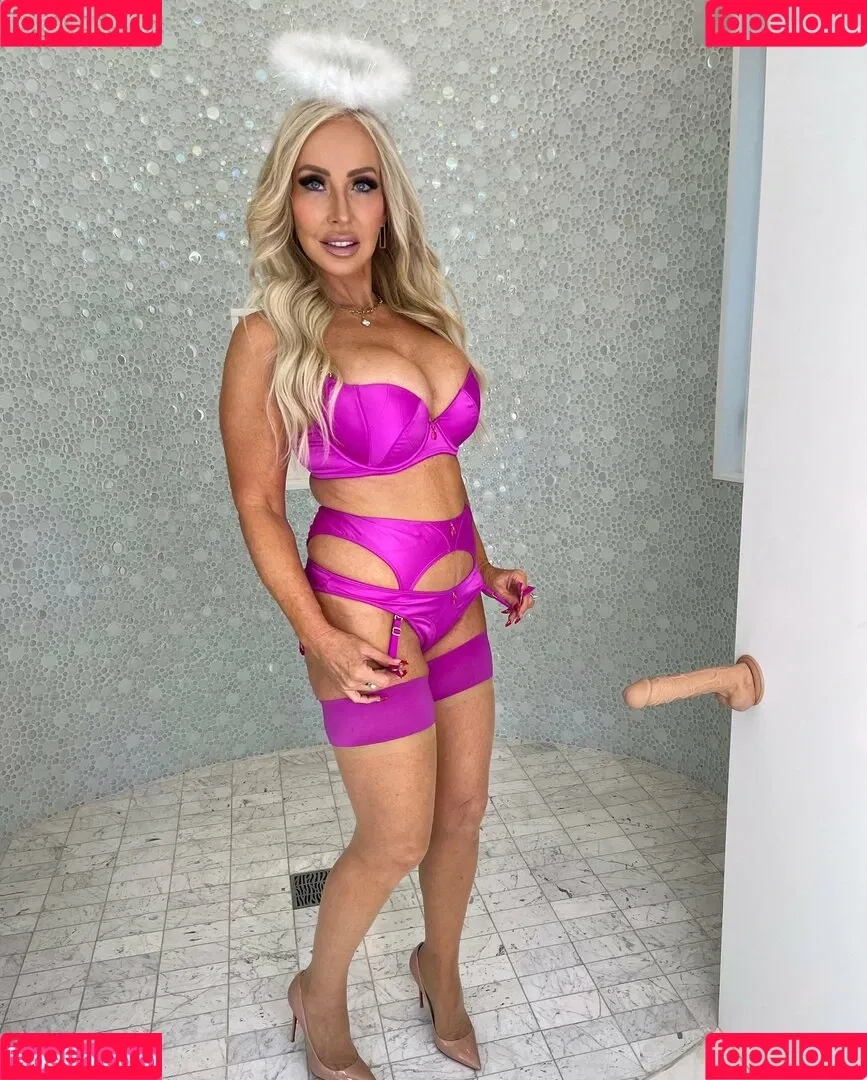 Morgan Taylor / azmorganxoxo / morgantaylormodel Onlyfans Photo Gallery 