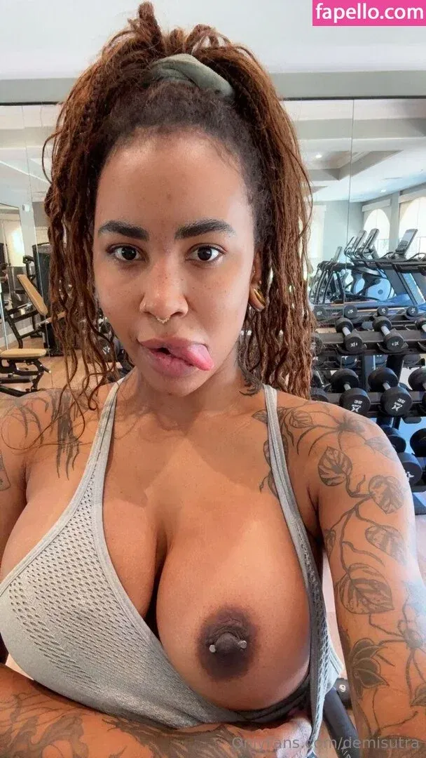 Demi Sutra / DemiSutra Onlyfans Photo Gallery 