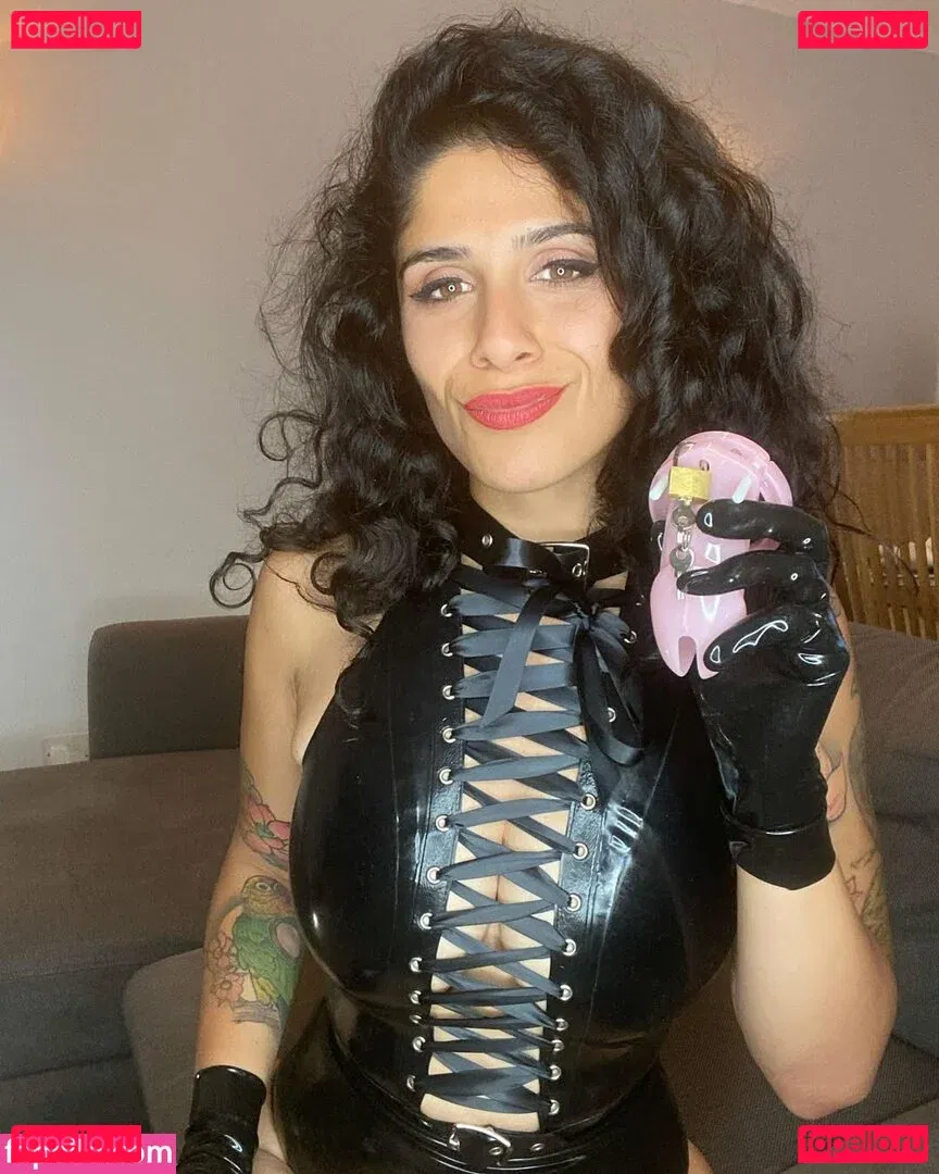 spicyyaria / spicyyariia Onlyfans Photo Gallery 