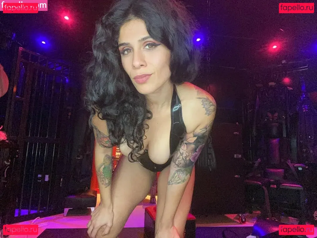 spicyyaria / spicyyariia Onlyfans Photo Gallery 