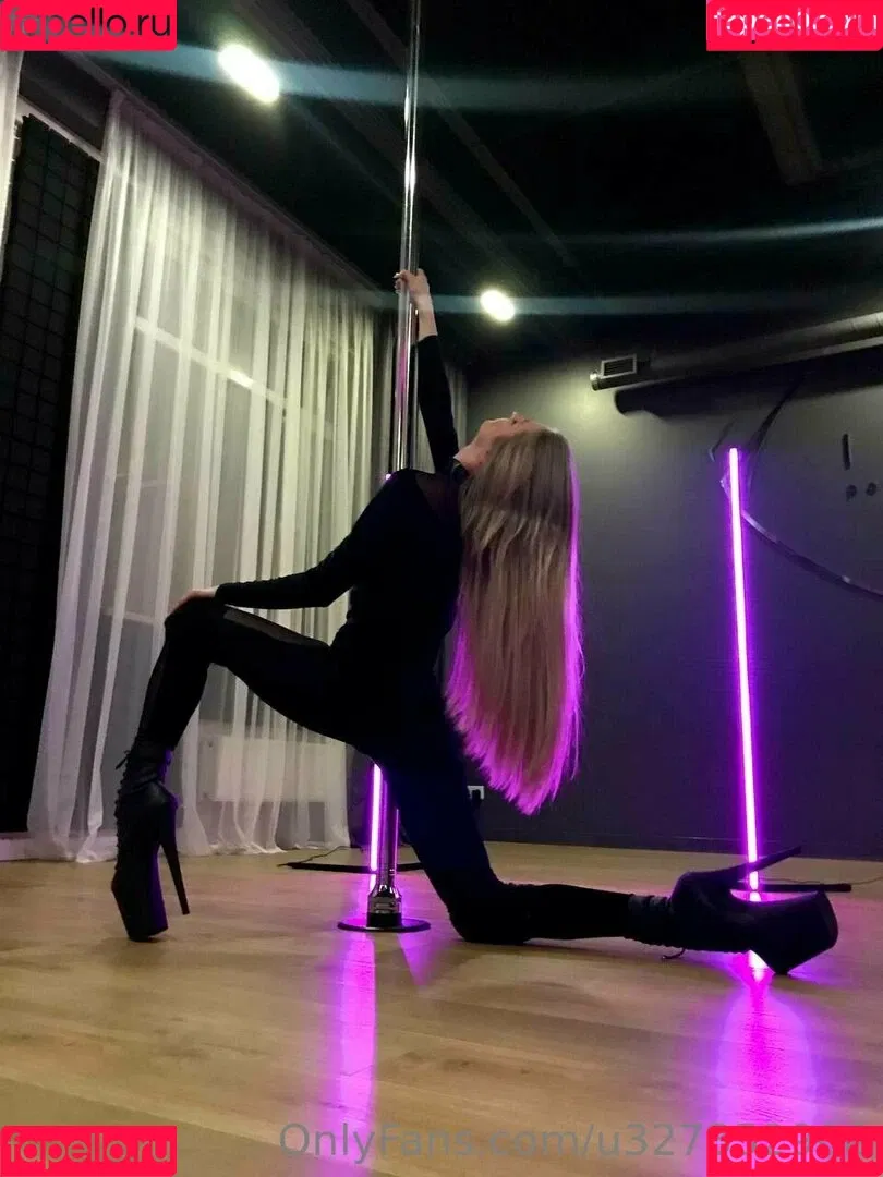 2166ashley / ashley_blonde Onlyfans Photo Gallery 
