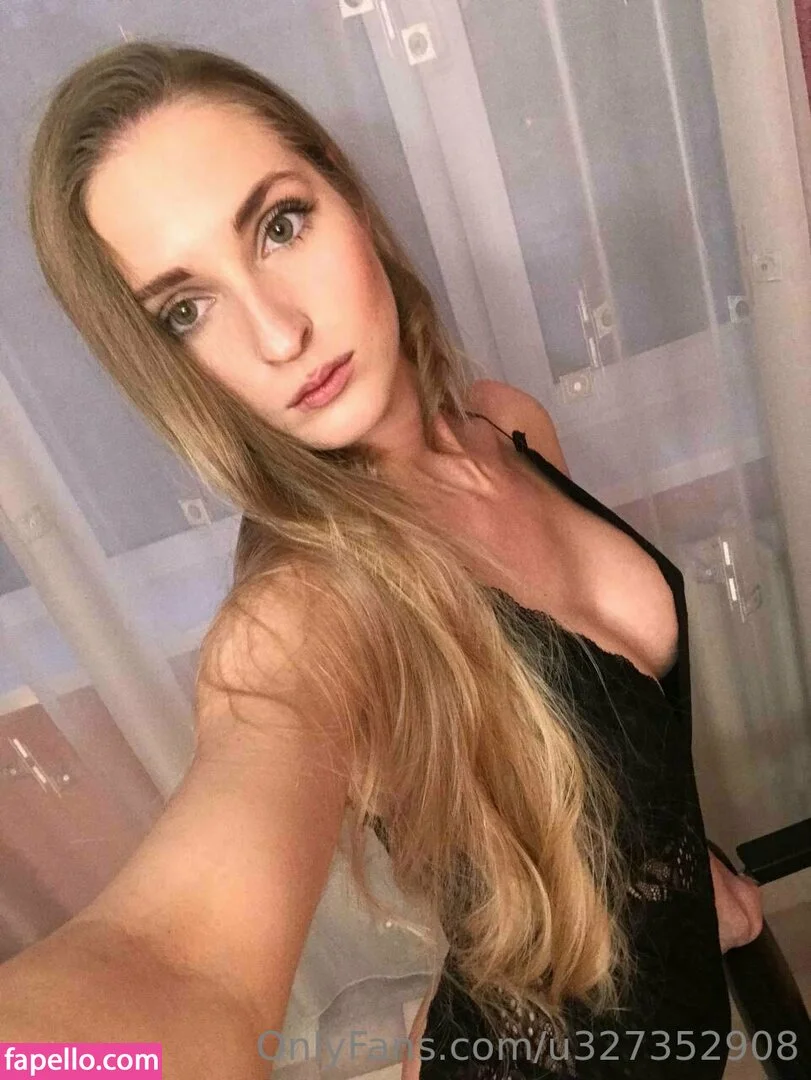 2166ashley / ashley_blonde Onlyfans Photo Gallery 