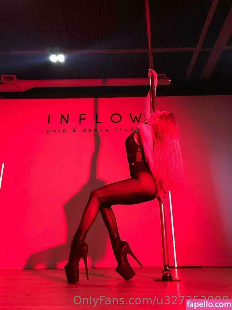 2166ashley / ashley_blonde Onlyfans Photo Gallery 