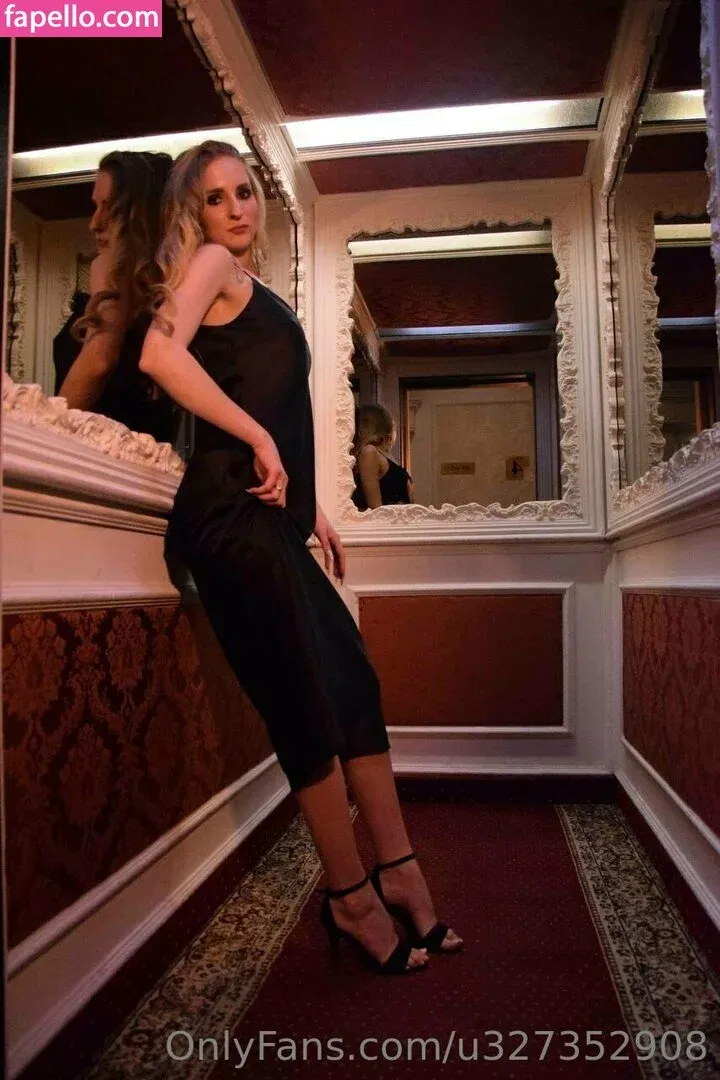 2166ashley / ashley_blonde Onlyfans Photo Gallery 