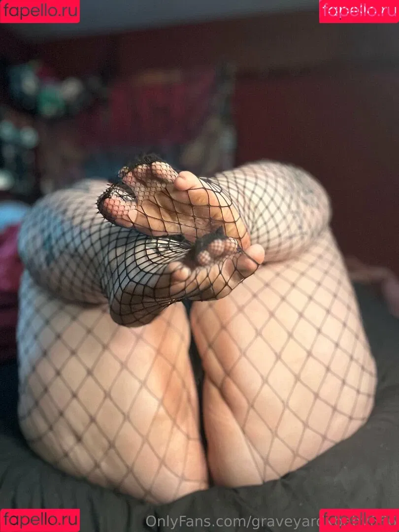 graveyardxbaby666 Onlyfans Photo Gallery 