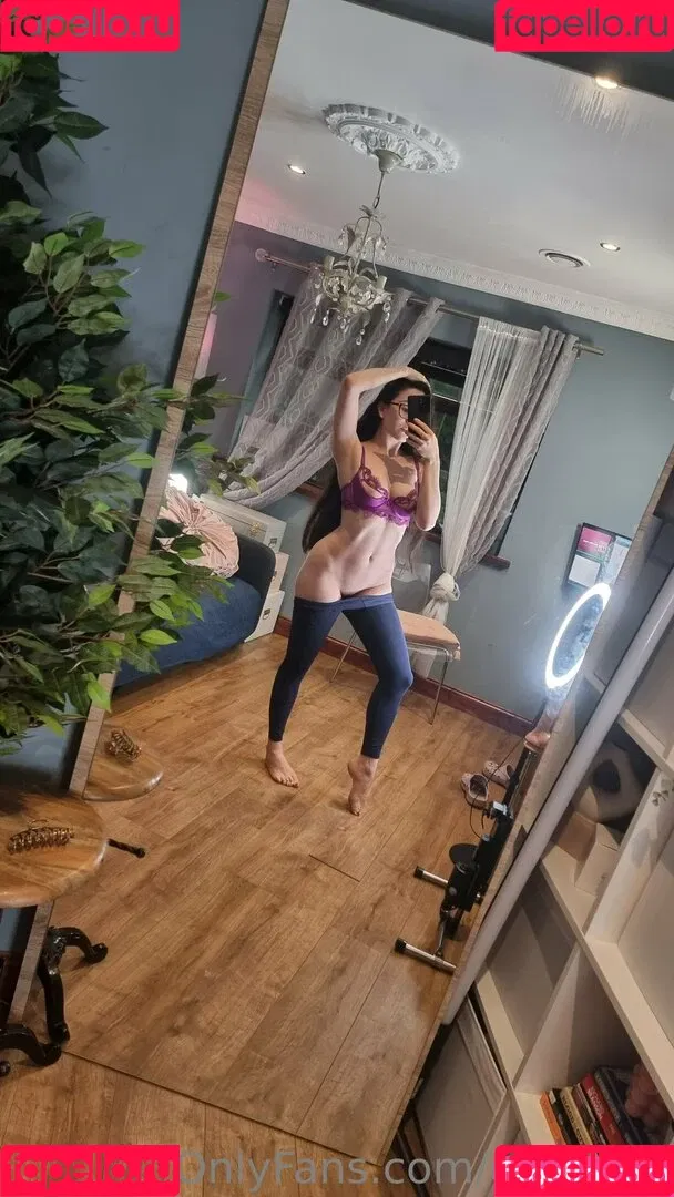 emilyhill / emilyhillxoxo Onlyfans Photo Gallery 