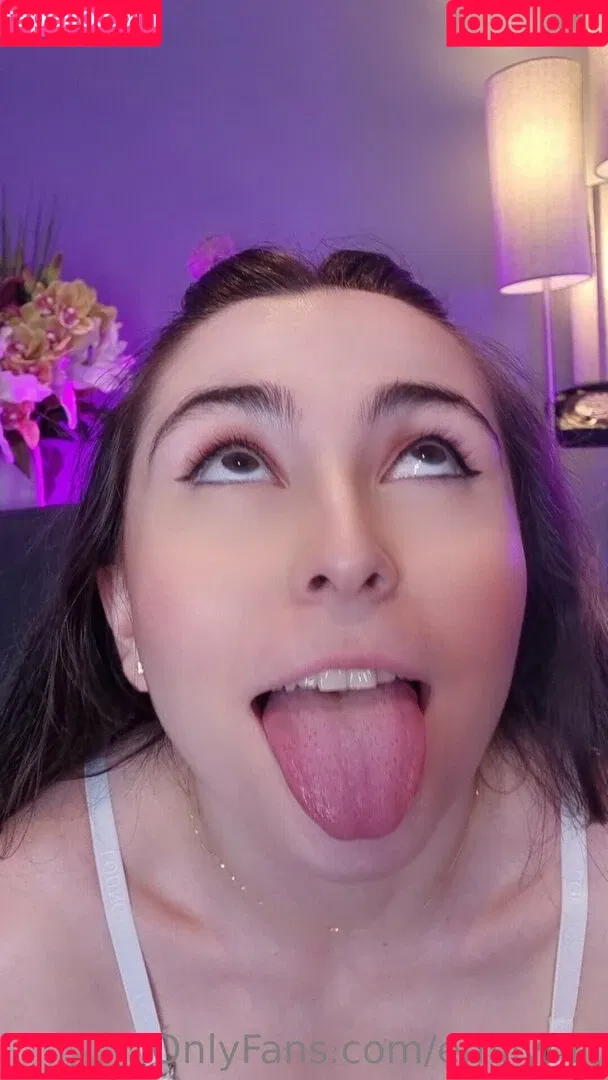 emilyhill / emilyhillxoxo Onlyfans Photo Gallery 