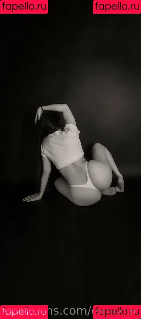 emilyhill / emilyhillxoxo Onlyfans Photo Gallery 