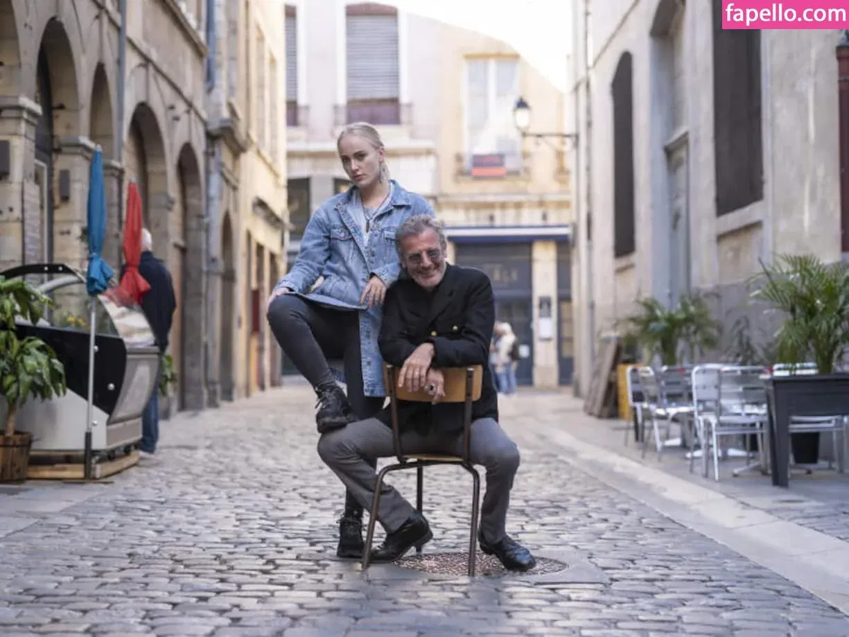 Mila Orriols / milafique Onlyfans Photo Gallery 