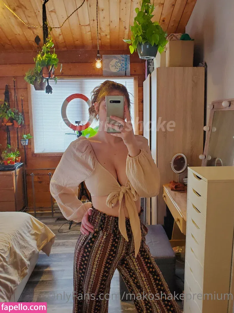 Makoshake / makoshake_ / makoshakepremium Onlyfans Photo Gallery 