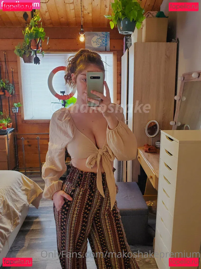 Makoshake / makoshake_ / makoshakepremium Onlyfans Photo Gallery 