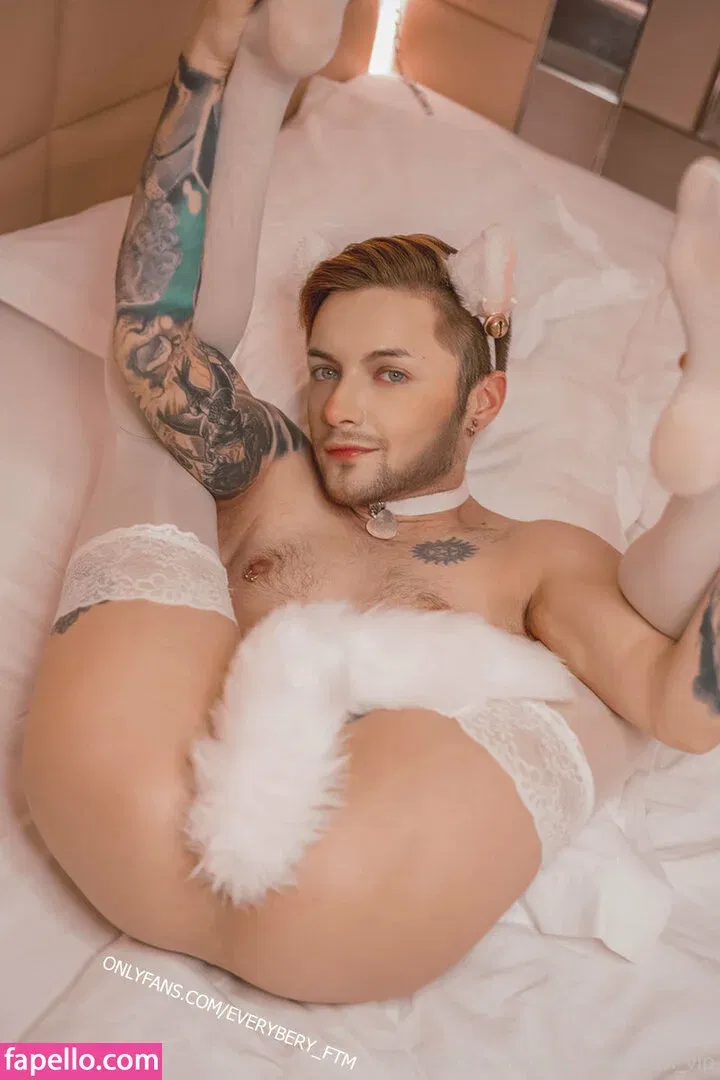 bedazzled12345 / everybery_ftm_vip Onlyfans Photo Gallery 