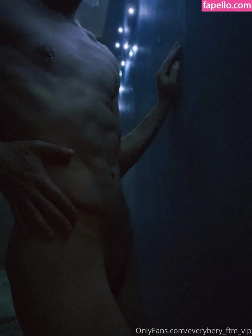 bedazzled12345 / everybery_ftm_vip Onlyfans Photo Gallery 