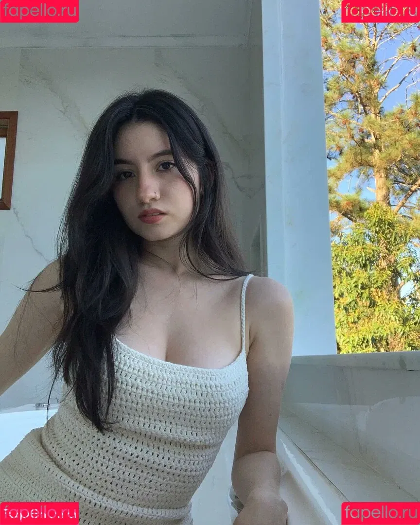 Lamie / Larissacarvalhx / ilamie / lamistar Onlyfans Photo Gallery 