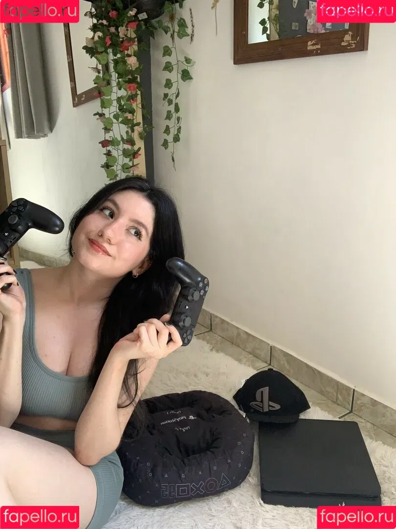 Lamie / Larissacarvalhx / ilamie / lamistar Onlyfans Photo Gallery 